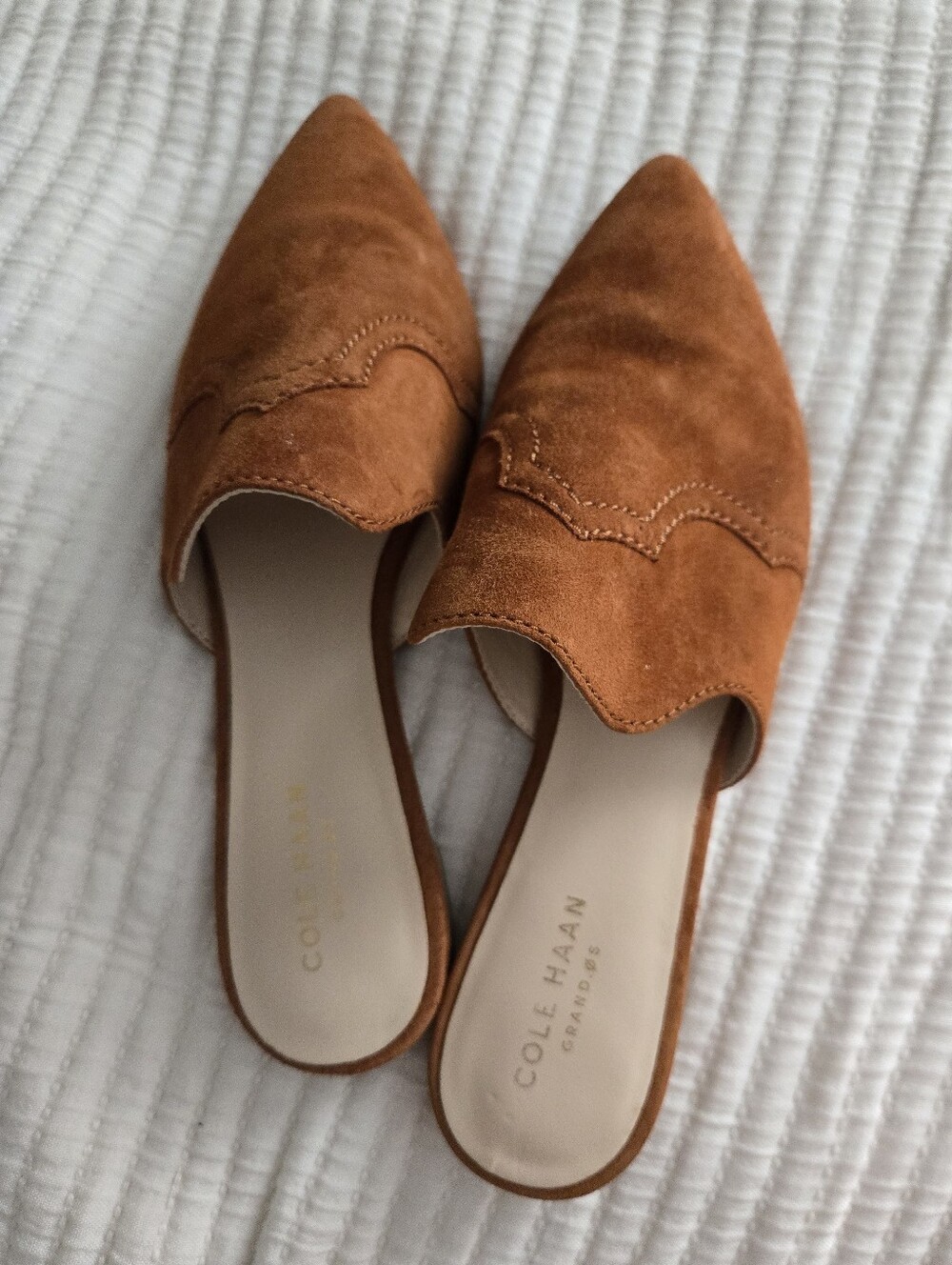 Cole Haan Hadley Suede Mules in 6.5B Western-inspired British Tan color